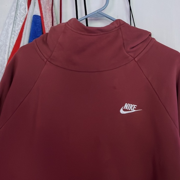 Nike woman’s pullover sweater cowl neck - Picture 2 of 7